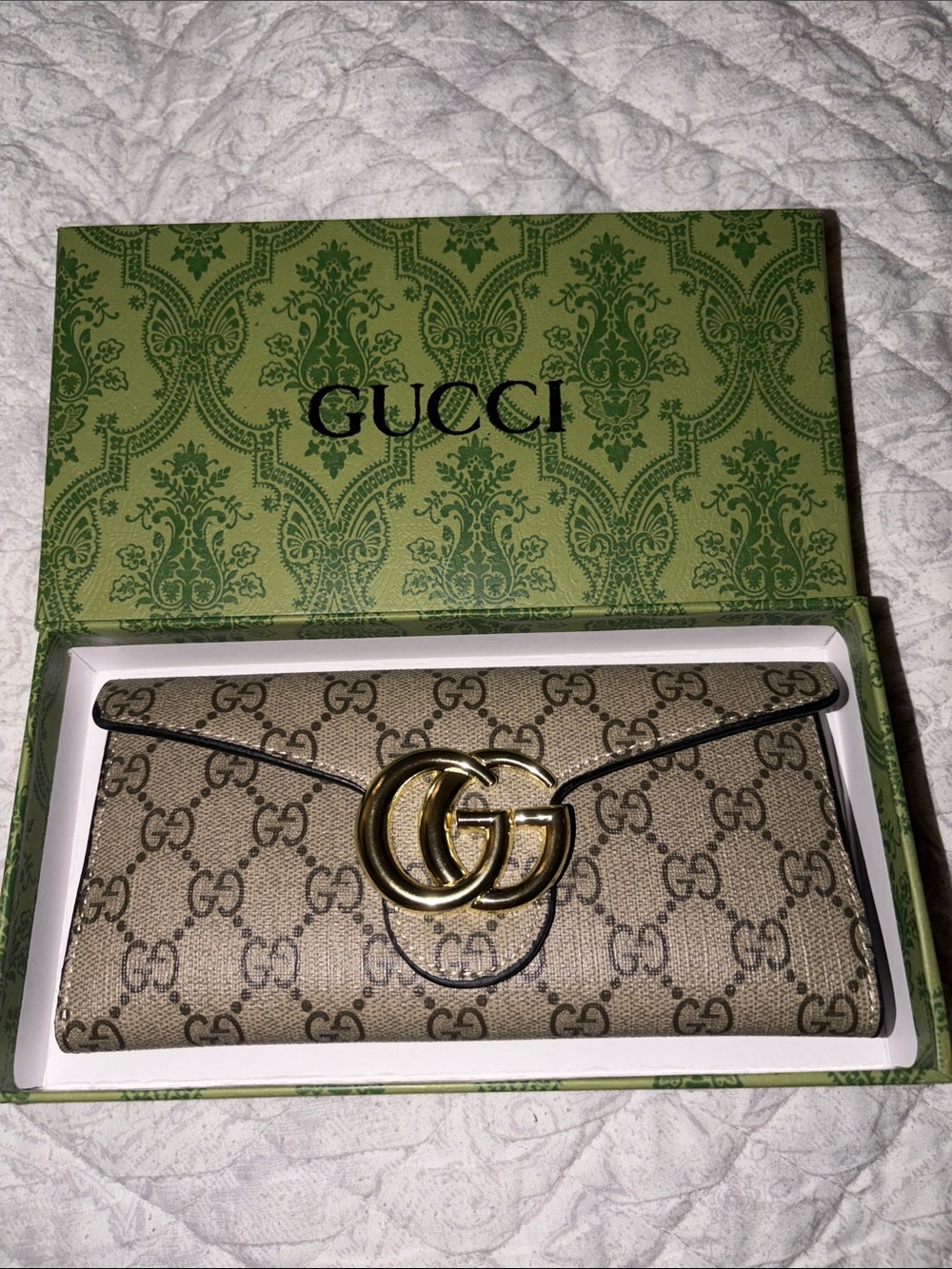 Wallet Inspired not authentic